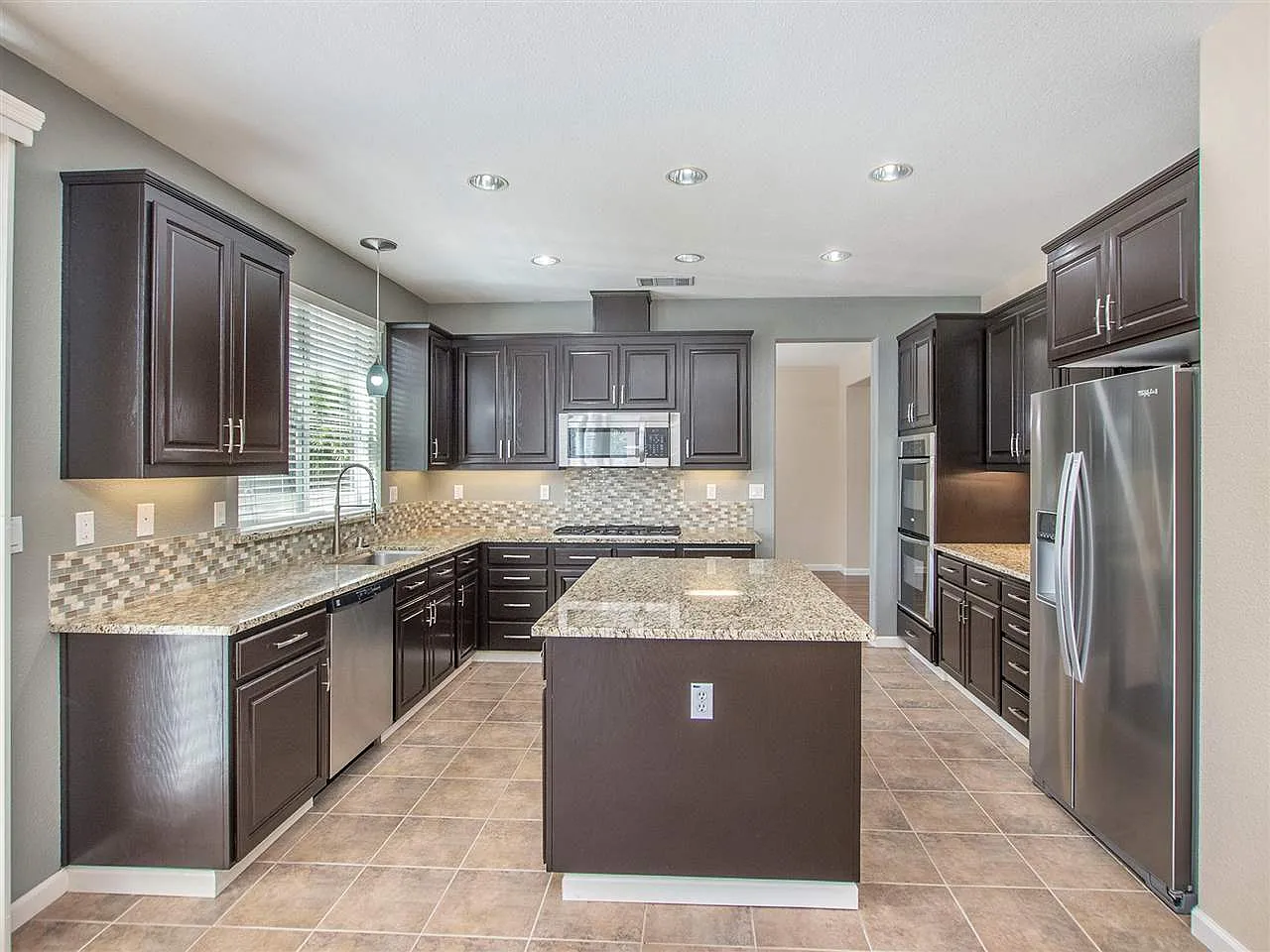 129 Monet Dr photo 1