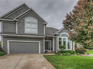 751 N Diane Dr, Olathe, KS 66061