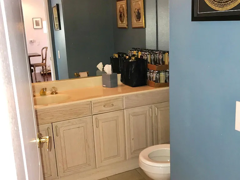8349 Blackburn Ave #302 — Photo 67