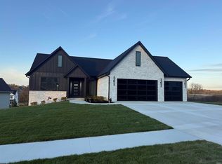 4441 N Preakness Ln, Bloomington, IN 47404