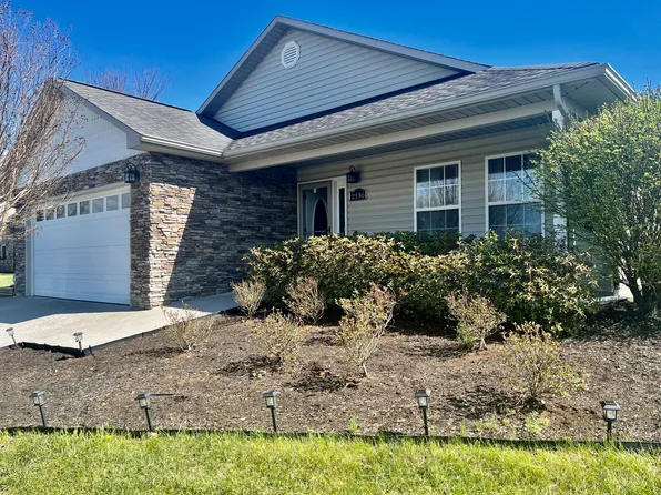 2136 Murphys Chapel Dr, Sevierville, TN 37876