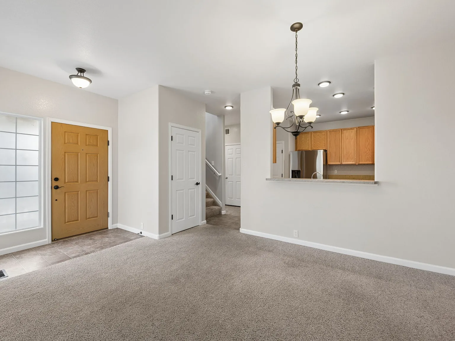 2 bed, 1625 sqft, $2,100 — Photo 3