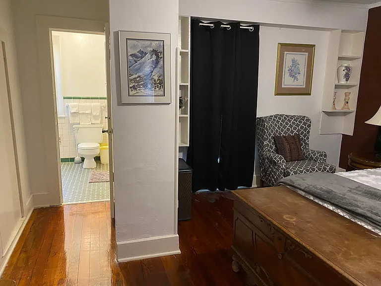 422C W New York Ave — Photo 13