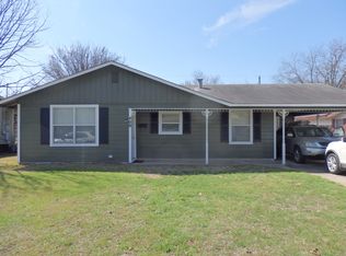 409 Lake Dr, Kerrville, TX 78028