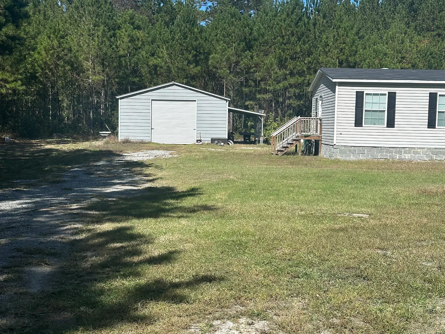 3 bed, 1800 sqft, $2,200 — Photo 2