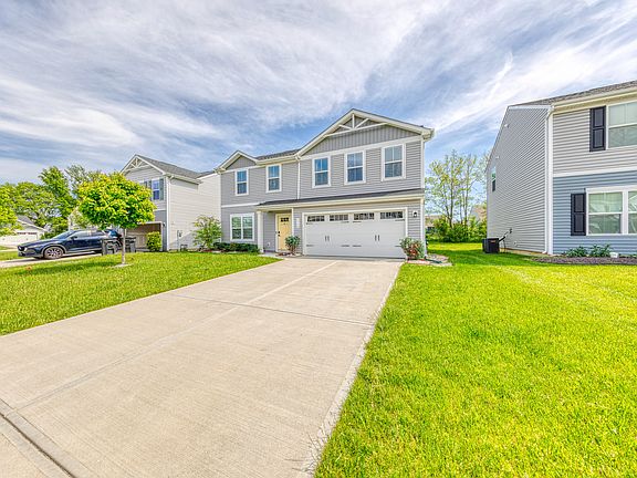 2nd image of 9758 Oak Grove Dr