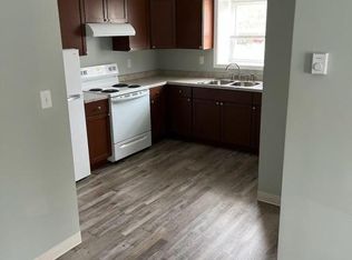 418 W Webster St UNIT 16, Benton, IL 62812