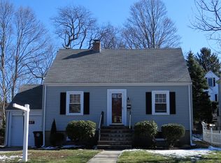 107 Pierce Rd, Weymouth, MA 02188