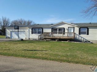 109 E 6th Ave, Humboldt, SD 57035
