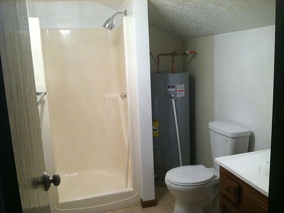 3rd image of 3170 Roanoke Dr
