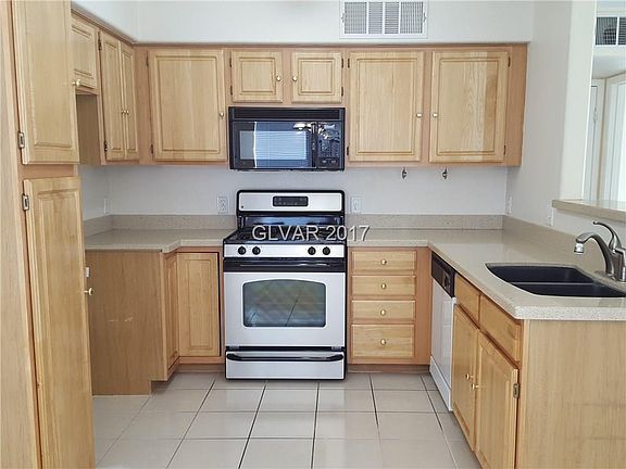 5th image of 5710 E Tropicana Ave Unit 1091