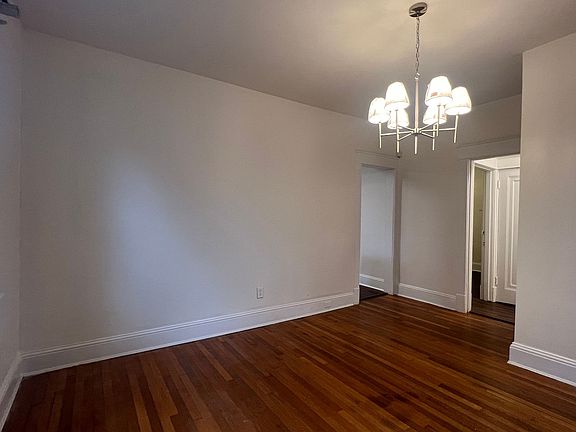 4th image of 1725 Spratley St