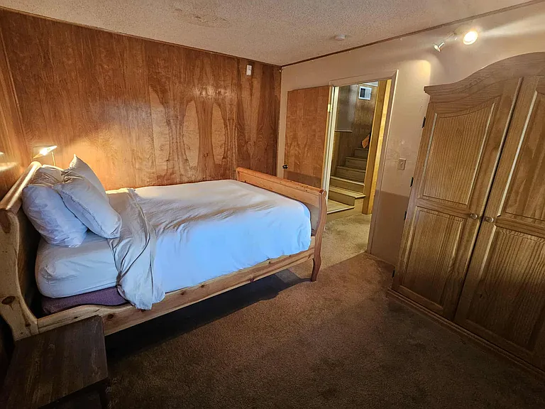 Downstairs bedroom 1