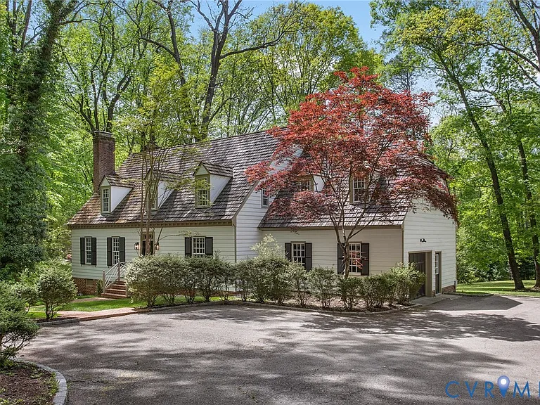 9900 Kingsbridge Rd — Photo 3