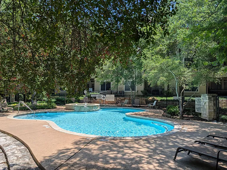 9525 Capital Of Texas Hwy #134 — Photo 25