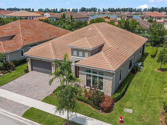 2nd image of 9057 Porto Way