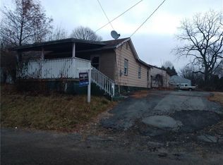 1405 Jackson Ave, New Castle, PA 16101