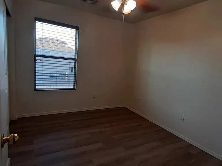 Bedroom downstairs / Office