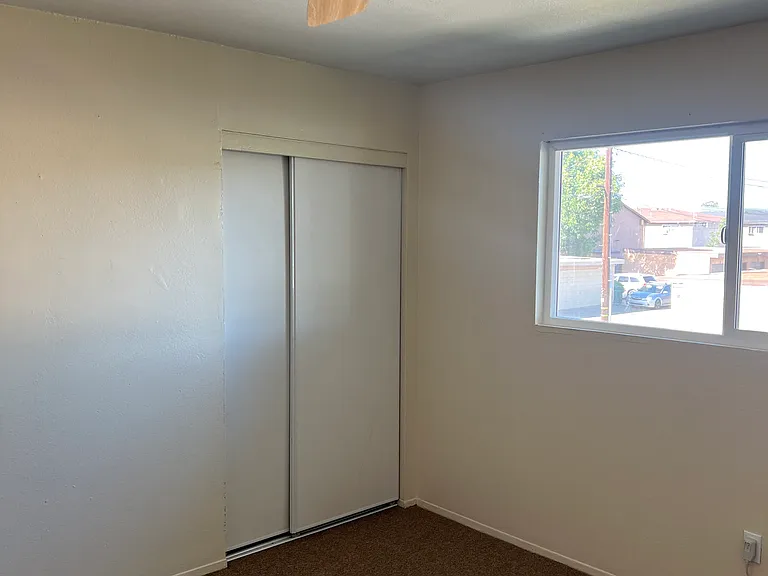 884 N Cota St #A — Photo 11
