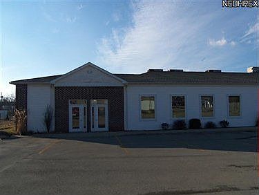 3rd image of 64 Cardinal Dr Ste A