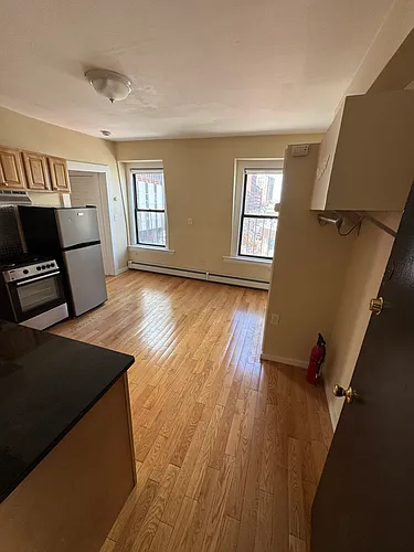 232 Cambridge St Photo 1