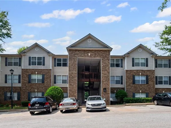 3303 Par Three Way, Lithonia, GA 30038