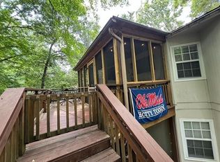 566 Hathorn Rd, Oxford, MS 38655