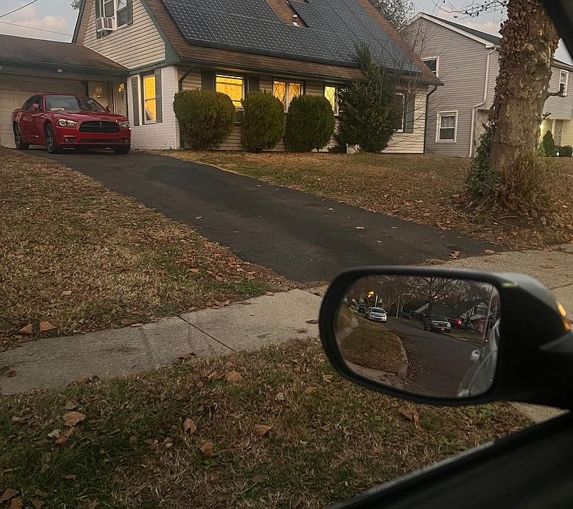 1st image of 39 Babcock Ln