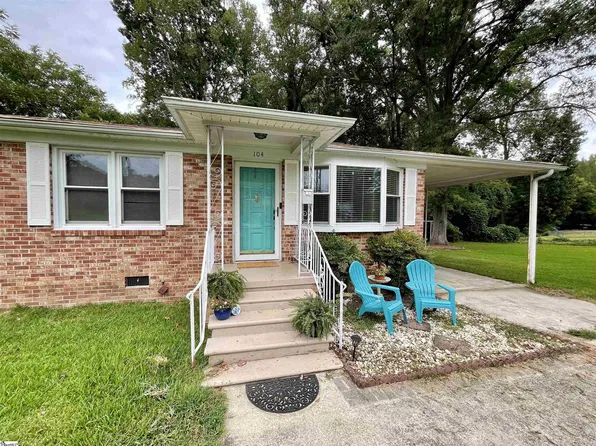 104 Fred St, Clinton, SC 29325