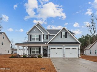 428 Holly Grove Dr, Winterville, NC 28590