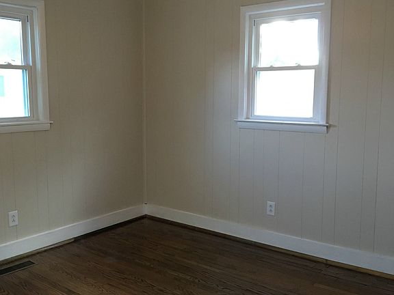 2nd image of 827 Danbury St
