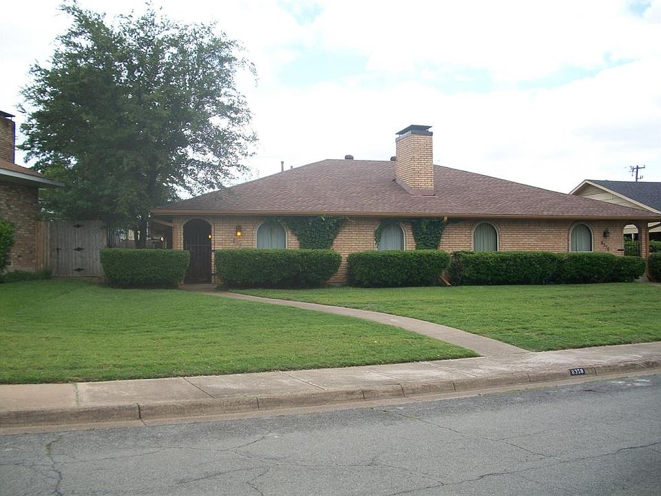 1st image of 8358 Lullwater Dr