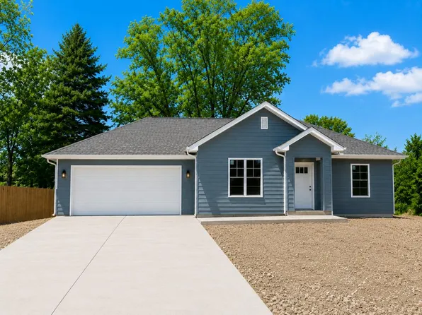 405 Clark St, Rocheport, MO 65279