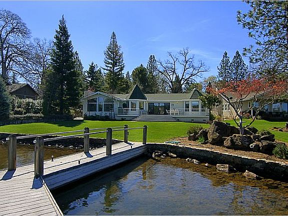 3rd image of 12028 Lakeshore S