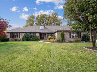 1602 Greenbrier Dr, O'Fallon, IL 62269