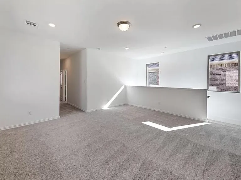 7517 Regal Ln — Photo 20