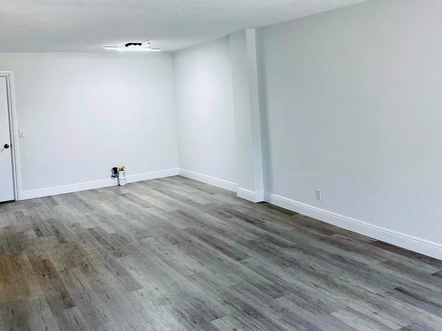125 Ocean Ave — Photo 4