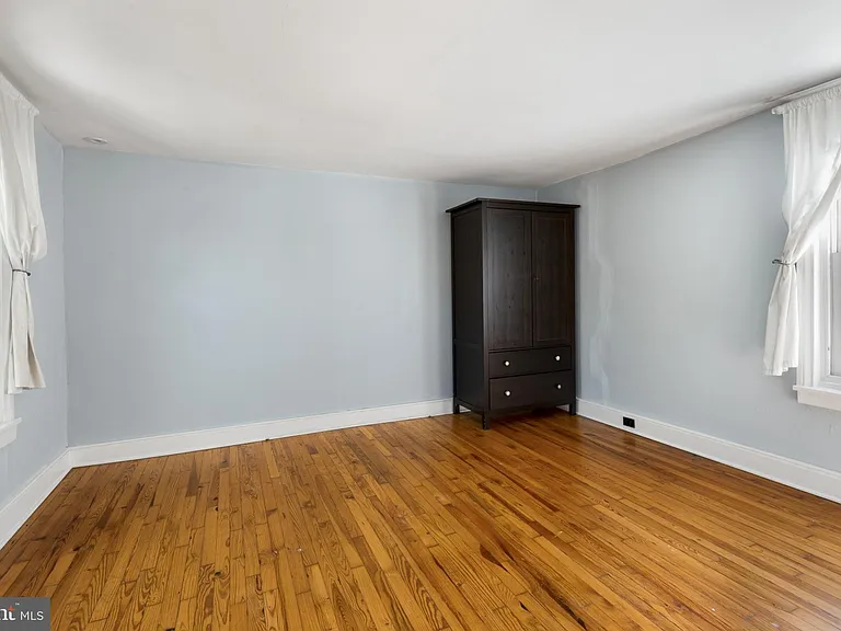 528 Kauffman St — Photo 25