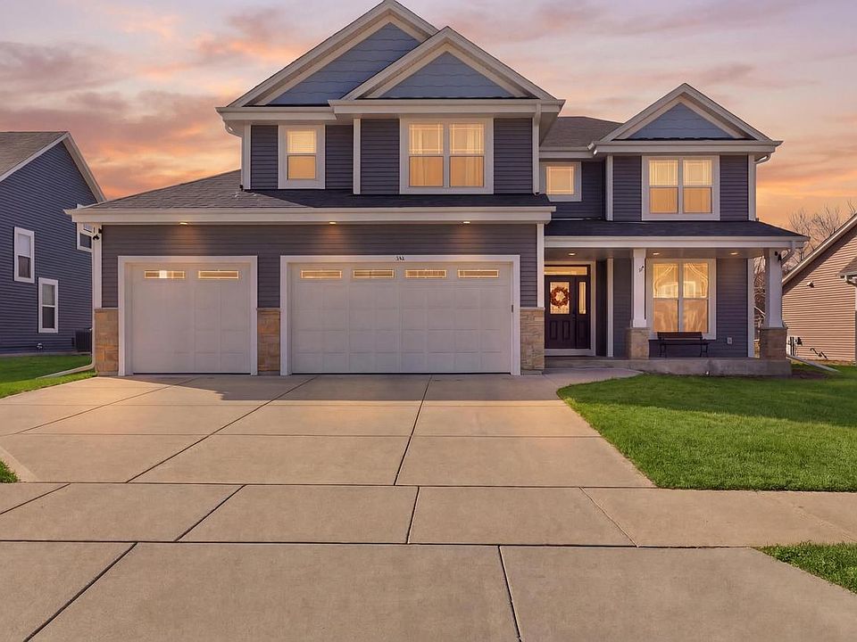 1st image of 520 Edgewater DRIVE