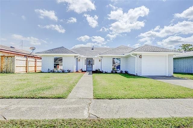 1st image of 7641 Branch Dr