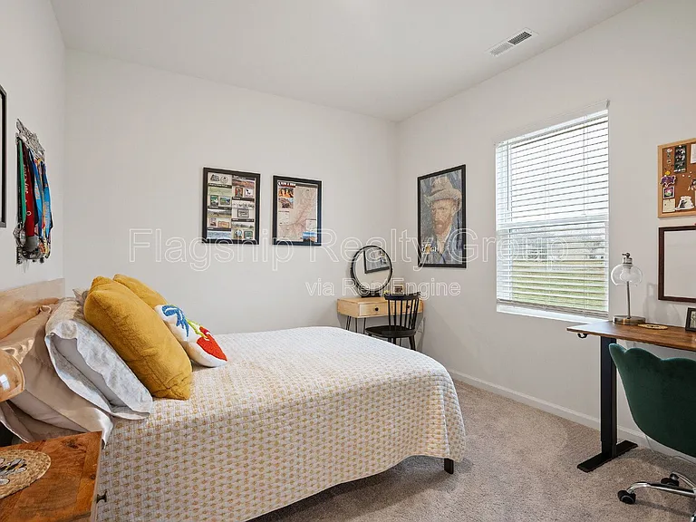 303 Kenison Way — Photo 33