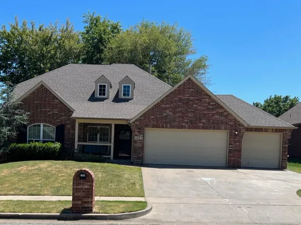1805 E Jacksonville St, Broken Arrow, OK 74012