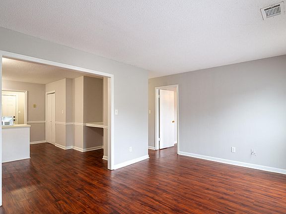 3rd image of 433 Evans Mill Dr #A