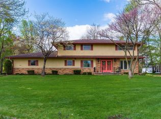 3561 Kingsway Dr, Columbus, OH 43221