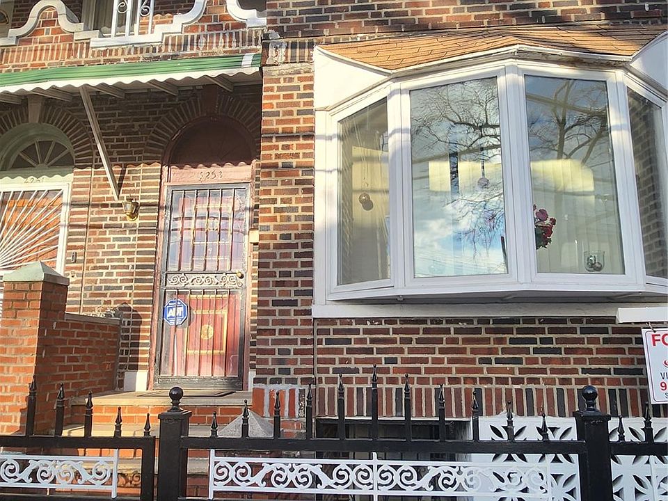 1st image of 4253 Byron Avenue