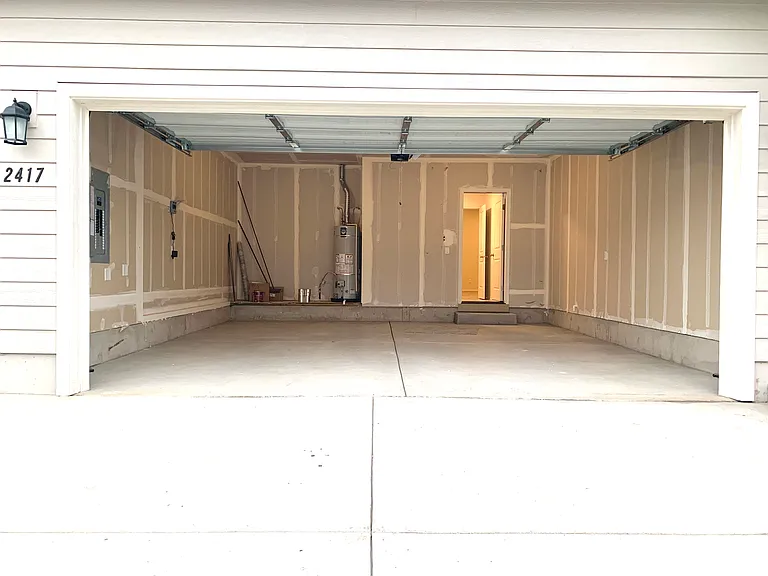 2417 Imperial Dr NW — Photo 25