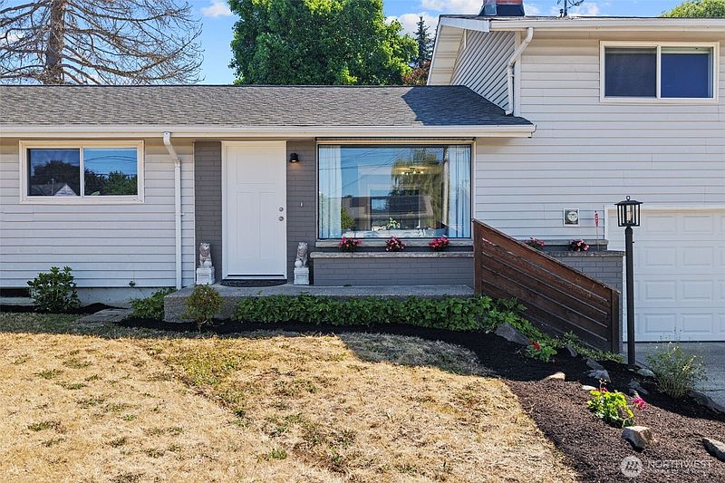 3rd image of 22912 105th Avenue SE