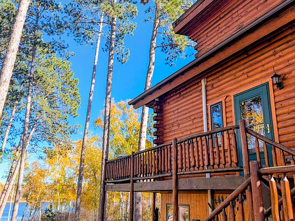 2nd image of 5709 Timber Ridge Dr NE