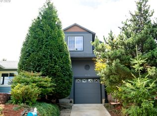 11534 SE Yamhill St, Portland, OR 97216