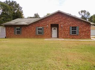 1476 Boy Scout Rd, Vicksburg, MS 39183